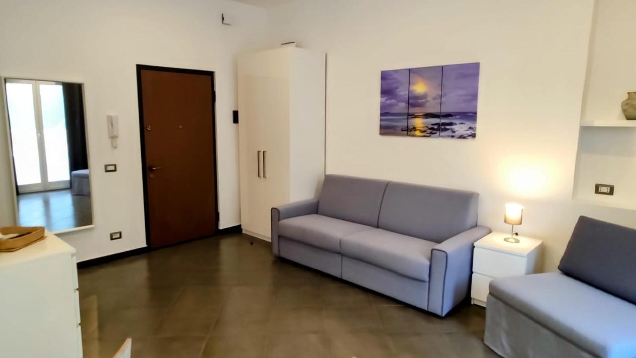Karina, To The Beach With Terrace And Private Parking Savona Eksteriør bilde