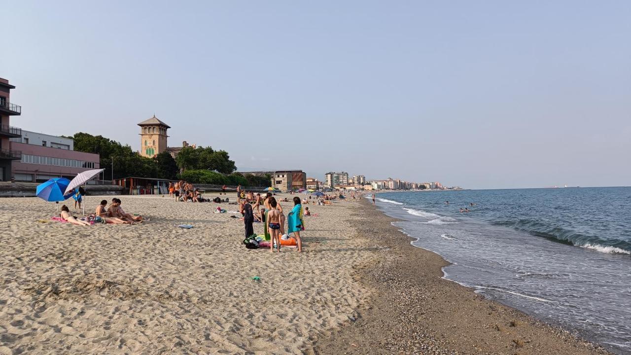 Karina, To The Beach With Terrace And Private Parking Savona Eksteriør bilde
