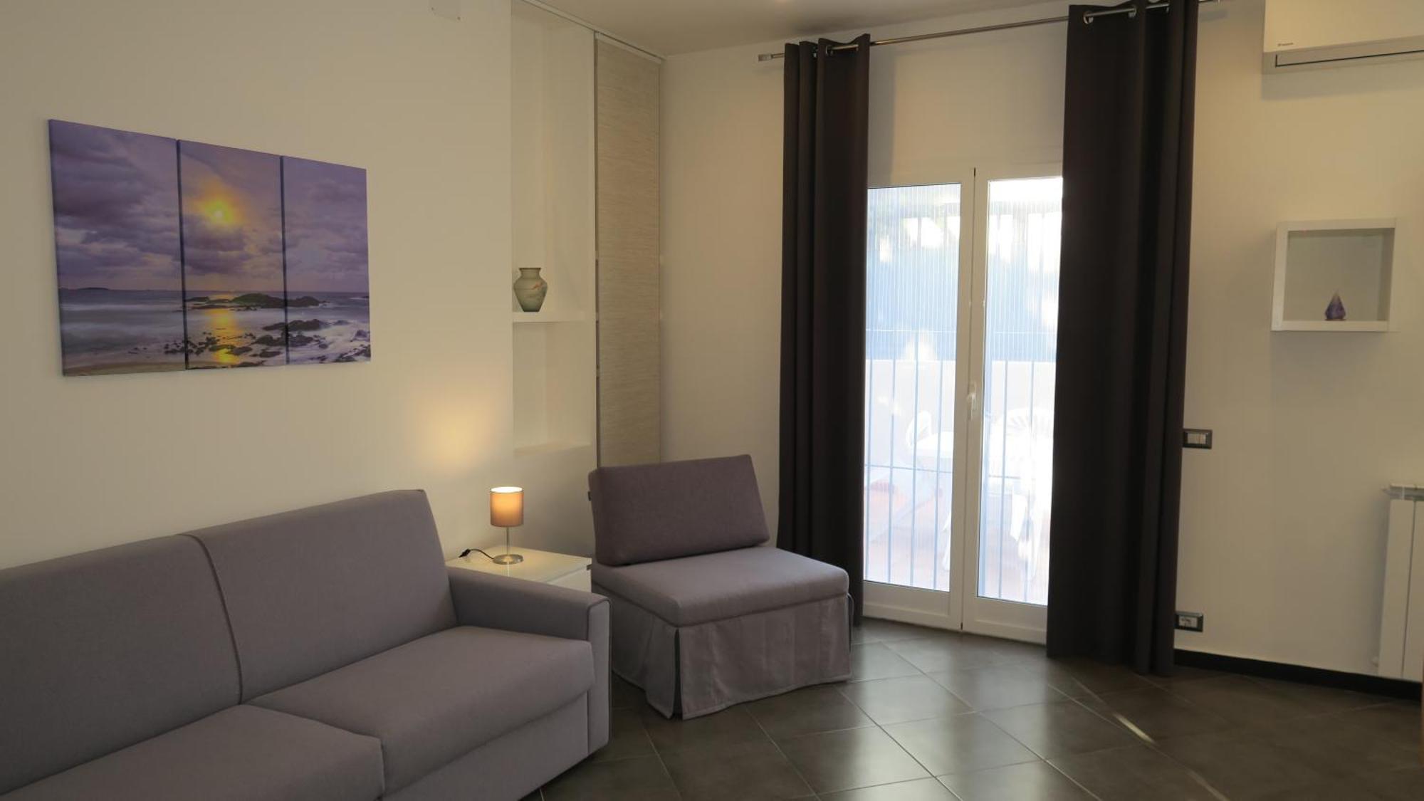 Karina, To The Beach With Terrace And Private Parking Savona Eksteriør bilde